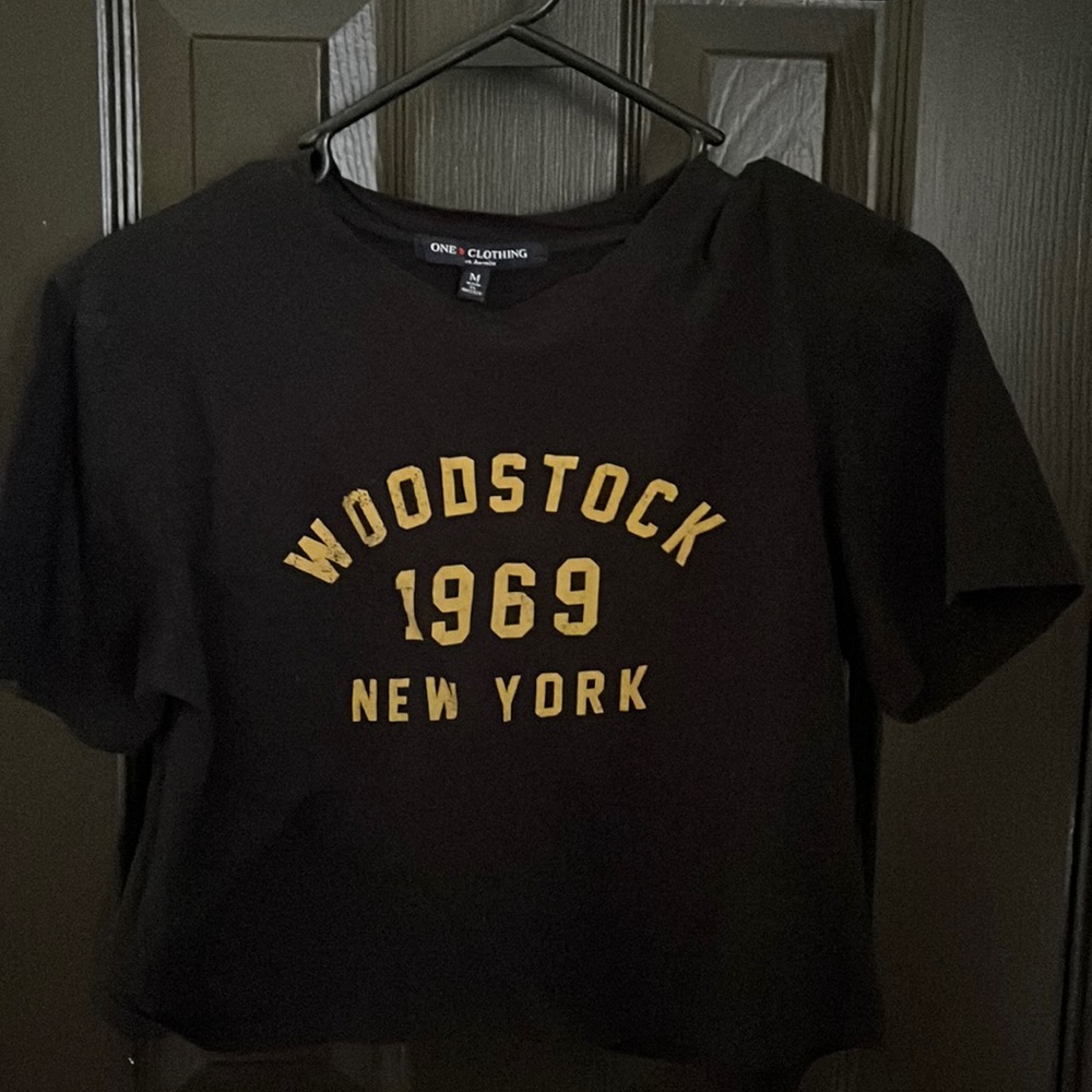 Black crop top size M (rarely used)
